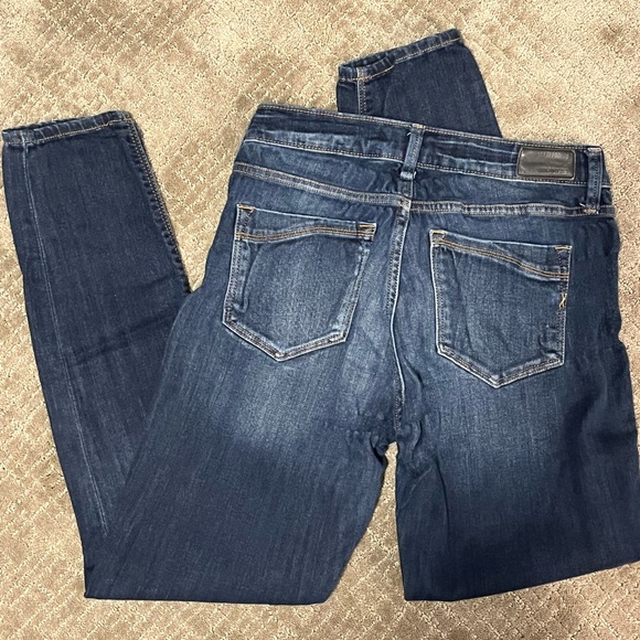 Express // Mid-Rise Stretch Jean Legging 6R - Picture 5 of 5